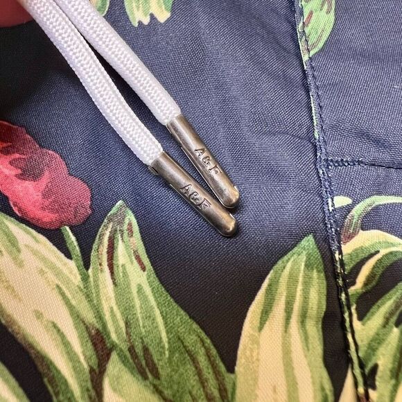 Abercrombie & Fitch Mens Multicolor Stretch Tropical Swim Board Shorts Size 31 - Picture 3 of 7